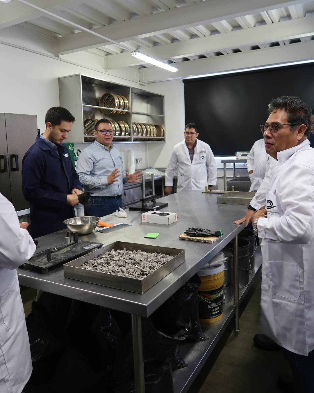 Laboratorio de agregados-CIA-practica con miembros AMIVTAC